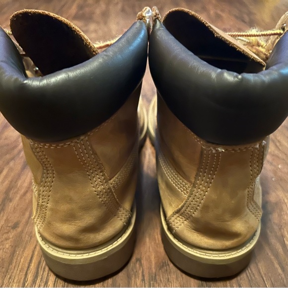 Timberlands - Picture 4 of 4